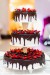 tripatrovy-svatebni-dort-cokolada-lesni-ovoce